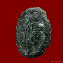 พระลีลาสวนสอง หลังลายผ้า กรุวัดพระศรีรัตนมหาธาตุ สุพรรณบุรี