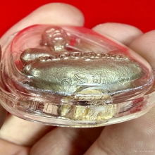 รูปหล่อรุ่นแรก เนื้อเงินพดด้วง หลวงปู่กาหลง เขี้ยวแก้ว