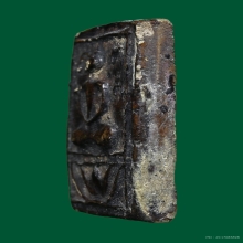 พระสมเด็จเนื้อดินพิมพ์นั่งบัวจุ่มรัก หลวงพ่อนุ่ม 