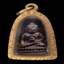 พระชัยวัฒน์ปี 2483 เลี่ยมทองพร้อมใช้ครับ