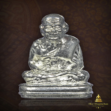 รูปหล่อหลวงปู่ทวดเลขใต้ฐาน(เบตง) พ่อท่านเขียว เนื้อเงิน