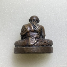 รูปหล่อหลวงพ่อน้อย รุ่นเเรก  เนื้อโลหะผสม พ.ศ. 2505