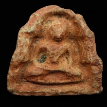 พระพิมพ์ดินดิบศรีวิชัย  กรุบนควนสราญรมย์ จ.สุราษฎร์ธานี