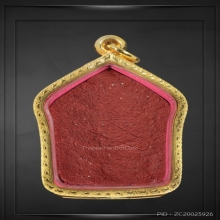 พระขุนแผนผงพรายกุมาร บล็อค 2 (เนื้อว่านสบู่เลือด)