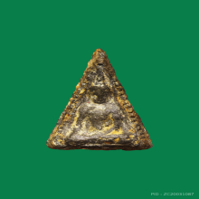 พระพิจิตรข้างเม็ดกรุเขาพนมเพลิง