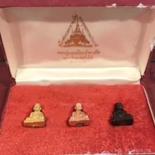 หลวงพ่อทวด รูปหล่อ รุ่นเบตง2 ชุดทองคำสวยมาก