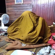 รูปหล่อโบราณเบตง (อีสาน) หลวงปู่มหาศิลา สิริจันโท