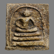 พระสมเด็จบางขุนพรหม พิมพ์อกครุฑ ชำรุด