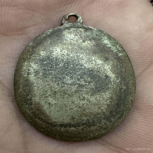 หลวงปูทวดรุ่น4ปี2505บ.มีเม็ดตาอัลปาก้า