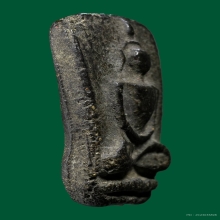 พระเนื้อผงคลุกรักหลวงพ่อบุญใหญ่