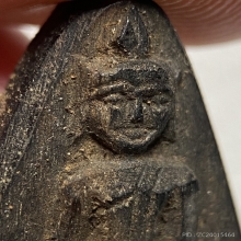 พระพุทธไม้แกะ เอาออกจากเลี่ยมเก่า