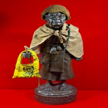 พระบูชายืน 19 นิ้ว หลวงปู่หมุน วัดบ้านจาน ปี2556