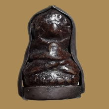 พระกริ่งตั๊กแตนเนื้อผงคลุกรัก ล. ป. เอี่ยม วัดหนัง