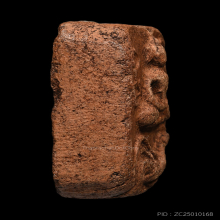 หลวงพ่อปาน วัดบางนมโค พิมพ์ขี่ไก่หางห้าเส้น