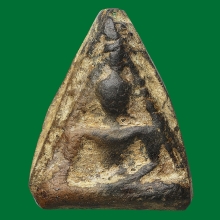 พระนางพญาพิมพ์ซุ้มตรง กรุเขาพระศรีฯ จ.สุโขทัย เนื้อดินสองสี