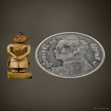 พระยืนปางถวายเนตร (พระประจำวันอาทิตย์) 