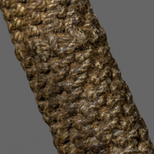 ตะกรุดสามห่วง ลงรัก น้ำเกลี้ยงถักเชือก 4 นิ้ว ไม่ทราบสำนัก