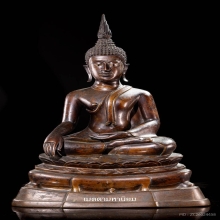 พระพุทธรูปรัชกาล จำลองแบบพระพุทธชินสีห์