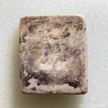 สมเด็จเกษไชโย พิมพ์ 6 ชั้นไหล่ตรง  เนื้อผง พ.ศ.2400-2405