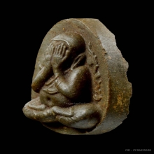 พระปิดตากนกข้าง เนื้อผงใบลาน หลวงปู่โต๊ะ