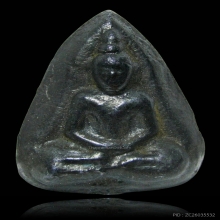 พระกลีบบัวเนื้อเมฆพัตร หลวงปู่บุญ หลังยันต์ สวย