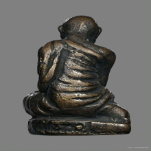 รูปหล่อโบราณพับเพียบ หลวงปู่แหวน สุจิณโณ วัดดอยแม่ปั๋ง 2516 