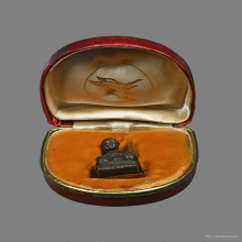 รูปหล่อโบราณพับเพียบ หลวงปู่แหวน สุจิณโณ วัดดอยแม่ปั๋ง 2516 