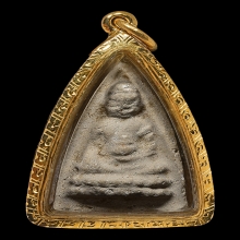  พุทโธน้อยคุณแม่บุญเรือน รุ่นแรก พิมพ์เล็ก เนื้อผง พ.ศ.2494