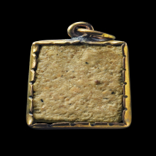 พระสมเด็จบางขุนพรหม เศษชิ้นส่วนจับขอบทองคำ