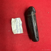 ปลัดขิกหลวงพ่อเหลือ ยุคที่ทองบาท5000 ปลัดตัวนี้ราคา 12,000 บ