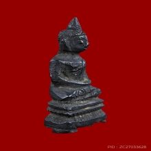 พระชัยวัฒน์สมัยอยุธยา พิมพ์สมาธิ สามขา เนื้อเงิน หล่อตัน