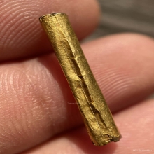 ตะกรุดสาริกาทองแดงหุ้มทองคำ 