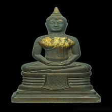 พระบูชาหลวงพ่อโสธรแผ่นปั้มครึ่งซีก ปี 2497