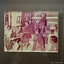 หลวงพ่อโอด เหรียญพระสีวลี กะไหล่เงิน สวยเลี่ยมเดิมๆปี13 