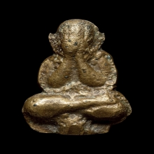 พระปิดตาหลวงพ่อดิษฐ์ วัดปากสระ พิมพ์ยันต์นอน 