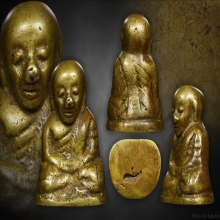 รูปหล่อหลวงพ่อเงินอาจารย์แจ๊ะพิมพ์เศียรบาตร