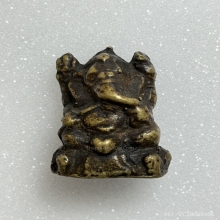 พระพิฆเนศ พิมพ์ใหญ่  เนื้อโลหะผสม พ.ศ.2485