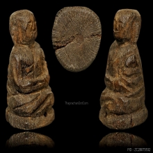 รูปเหมือนหลวงพ่อเงิน เนื้อไม้โพธิ์แกะ เก่าถึงยุค