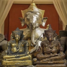 รูปหล่อพระพิฆเนศจำลององค์ประธานโบสถ์พราหมณ์ 