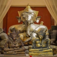 รูปหล่อพระพิฆเนศจำลององค์ประธานโบสถ์พราหมณ์ 