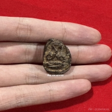 พระปิดตาพิมพ์กลีบบัว หลวงปู่จีน วัดท่าลาด จ.ฉะเชิงเทรา