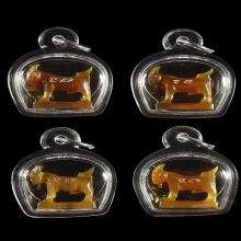 เหลือ 2ตัว แพะ หลวงพ่อสิน เนื้อเขาควายเผือก สภาพสวยมาก