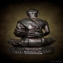 รูปเหมือนหัวหลิม ลพ.พ่อหอม วัดชากหมาก เนื้อนวะ ปี17