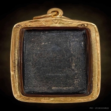 พระผงกรุวัดนก อ่างทอง