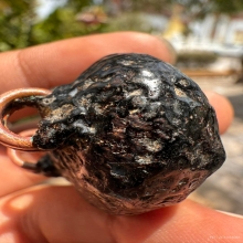 เบี้ยแก้หลวงปู่เพิ่ม วัดกลางบางแก้ว (พอกผงลงรัก)