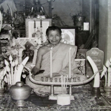 พระท่ากระดาน หลวงพ่อนารถ วัดศรีโลหะ (กรรมการ)