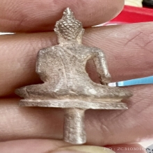 พระยอดธง เนื้อเงิน สายปู่ทิมจันทบุรี สวยเดิมแท้หายาก