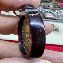 เหรียญแจกแม่ครัวพ่อแดง เขาบันไดอิฐ เลี่ยมเดิมๆ