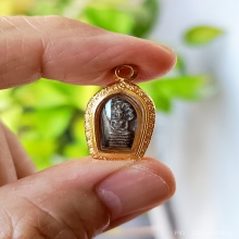 พระปรกใบมะขาม ลป.โต๊ะ 