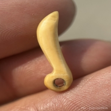 ปลัดขิกงาแกะตัวจ้อย หลวงพ่ออี๋ วัดสัตหีบ